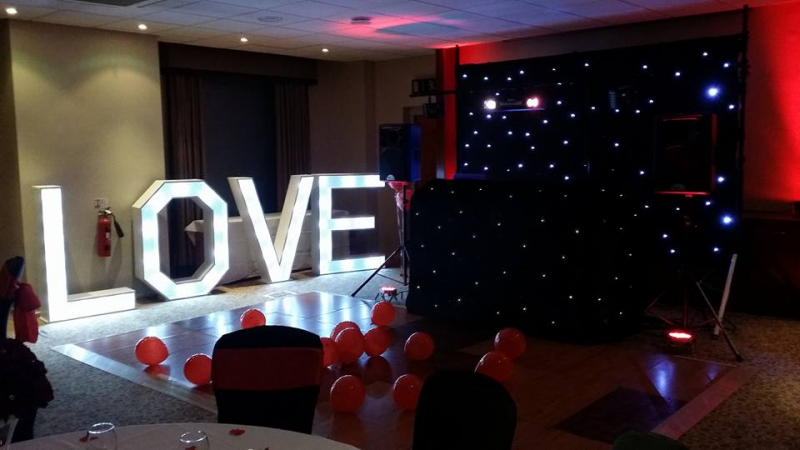 Emerald Lion Photo Booths - Photo 6