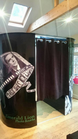 Emerald Lion Photo Booths - Photo 8