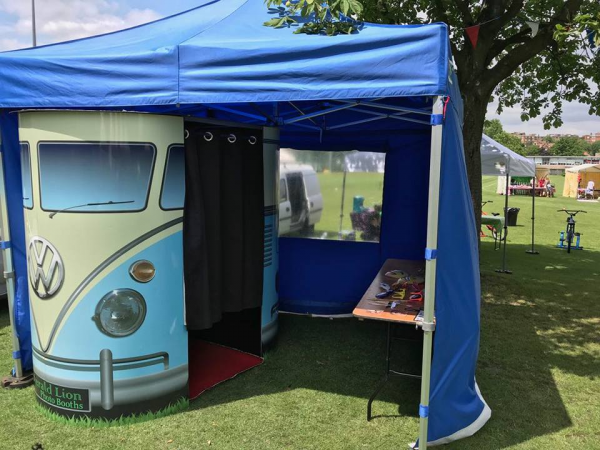 Emerald Lion Photo Booths - Photo 17