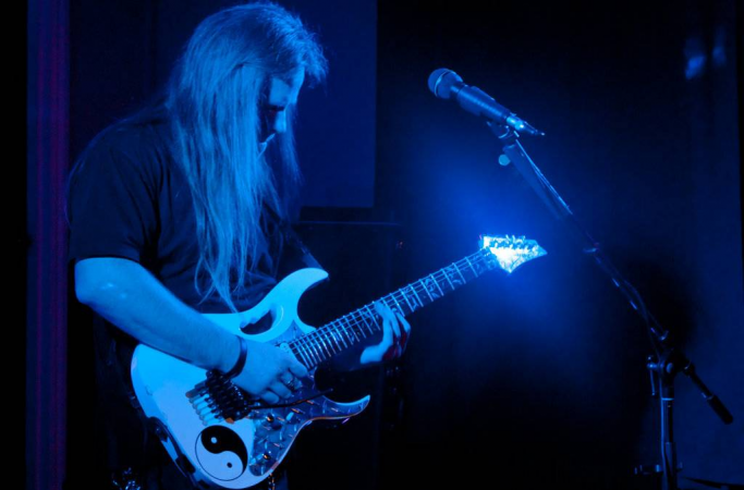 Darren Hunt - Photo 3