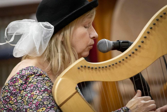 Pauline Vallance - Photo 2