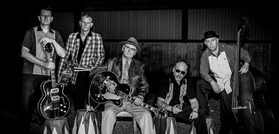 Haney's Big House - Photo 4