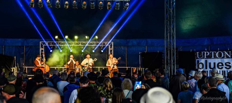 Haney's Big House - Photo 5