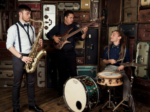 The Grand Central Trio - Photo 8