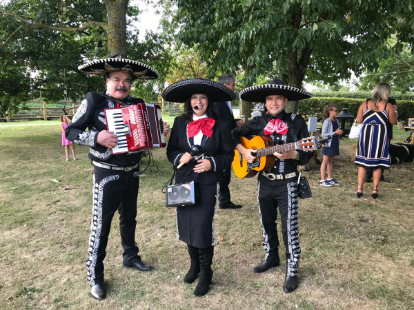 Mariachi Amigo UK - Photo 10