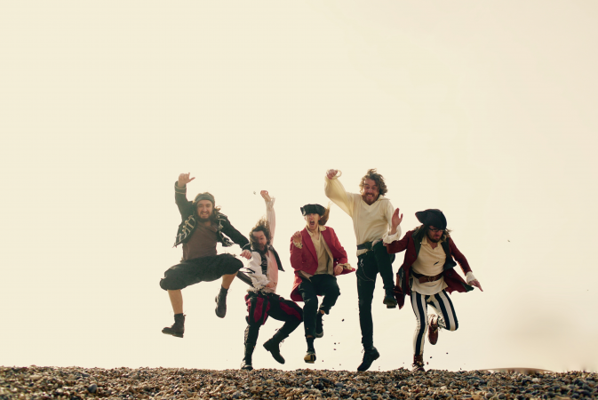 The Captain's Beard - Photo 2