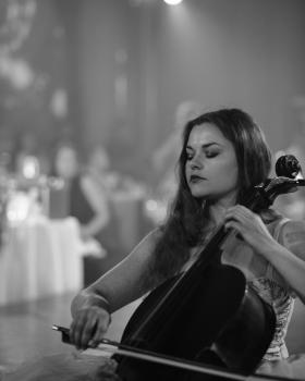 Jade Woodhouse - Professional Cellist