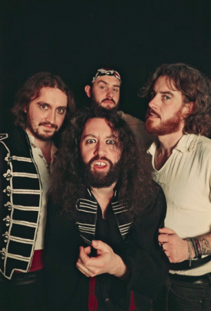 The Captain's Beard - Photo 3