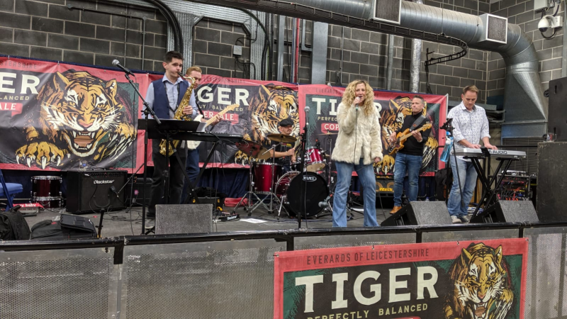 Atlantic 54 - Photo 2