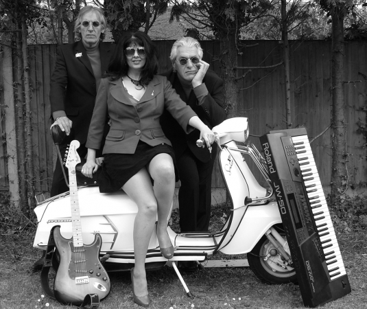 The Swinging 60s band - Photo 2