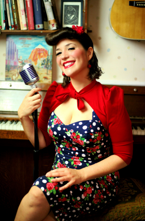 The Vintage Singer - Jess - Photo 9