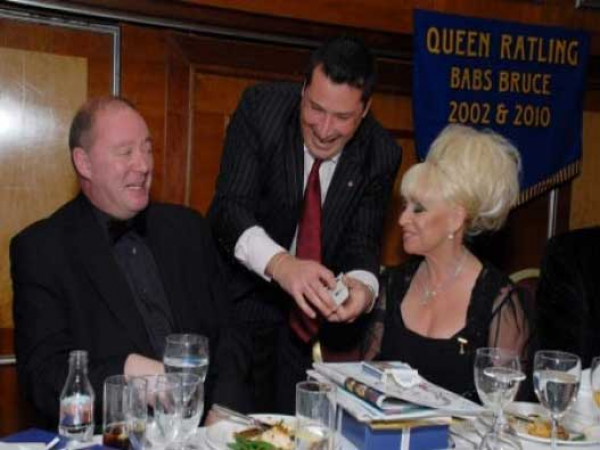 Darryl Rose -  Magician, Mind Reader & Pick Pocket - Photo 4