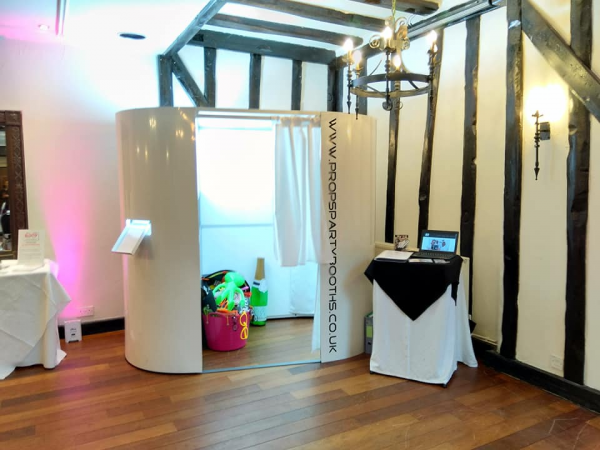 Props Party Booths - Photo 5