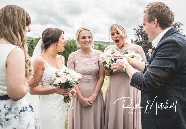 Award Winning Magic Of Graeme Shaw - Photo 4