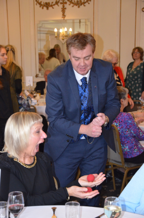 Brian O'Leary Magician - Photo 9