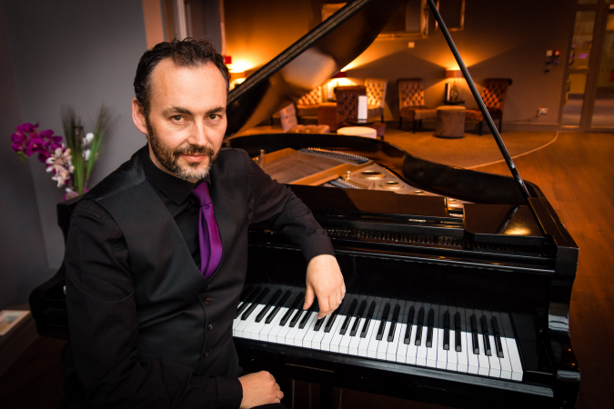 Ed Alexander - Photo 4