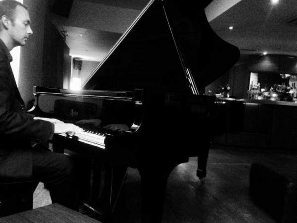 Ed Alexander - Photo 5