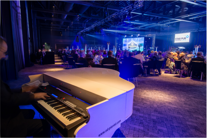 Ed Alexander - Photo 8