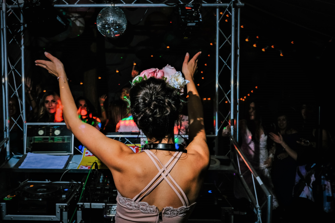 Stick It On - Photo 15