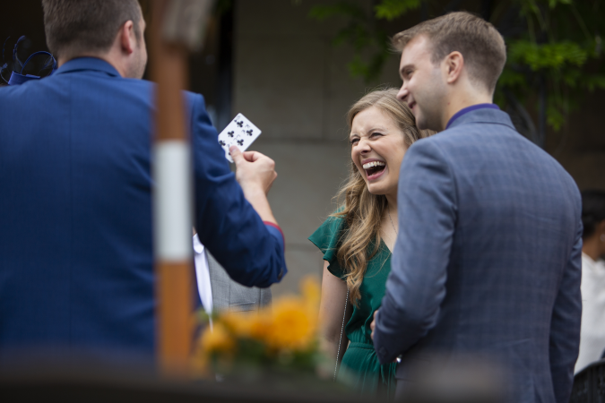 Russ Appleby Close Up Magician - Photo 6