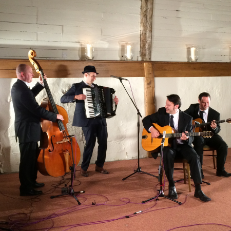 Jonny Hepbir Gypsy Jazz Band - Photo 6