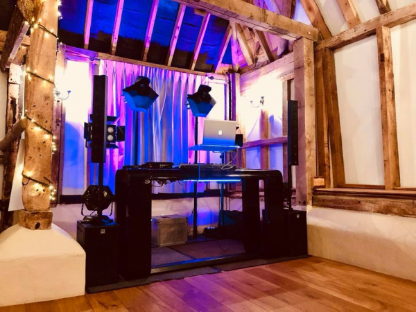 DJ ASHLEY RIGGS - Photo 6