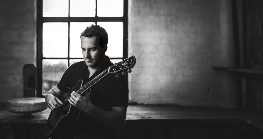 Jason Huxley - Photo 4