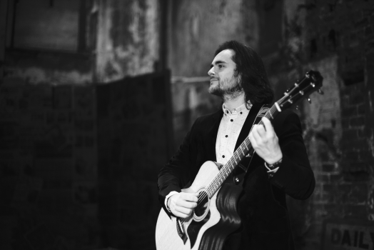 Gordon Robertson-Singer Musician & Bublé Tribute