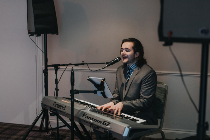 Gordon Robertson-Singer Musician & Bublé Tribute - Photo 2