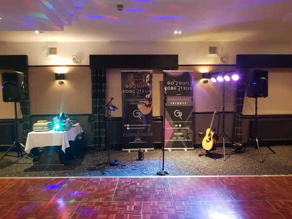 Gordon Robertson-Singer Musician & Bublé Tribute - Photo 3