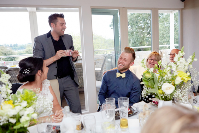 Russ Appleby Close Up Magician - Photo 16