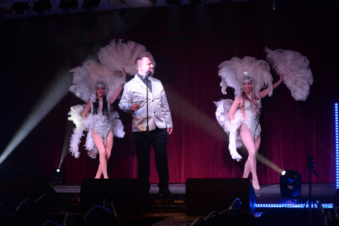 Marty Clarke Vocalist - Photo 9