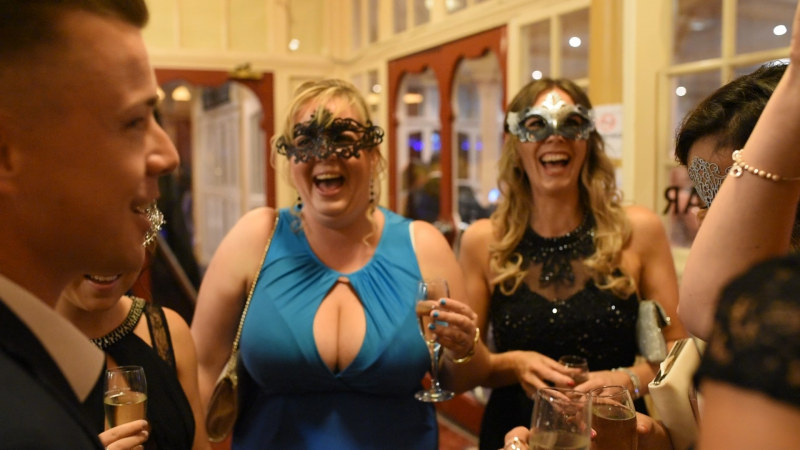 Just the Magician - Photo 11