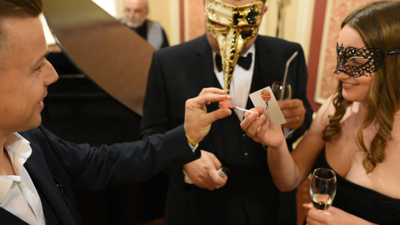 Just the Magician - Photo 13