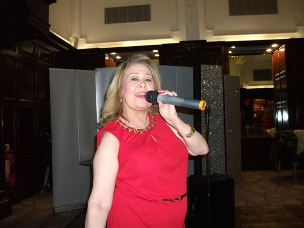 Liza Baker - Photo 4