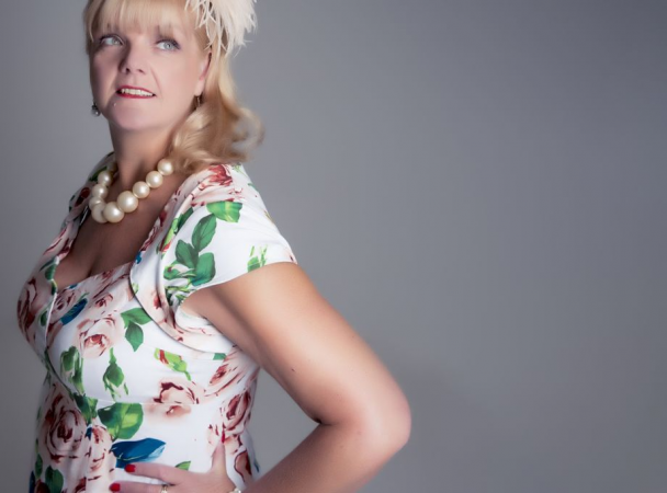 Anna Nightingale - Photo 3