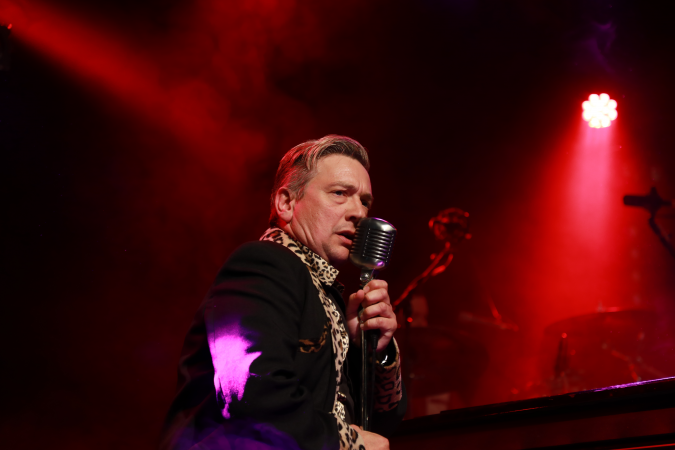 Peter Gill - Photo 7