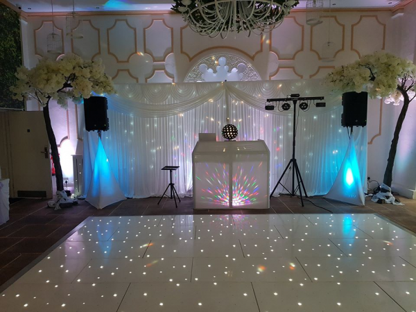 Gareth Peebles - Photo 8