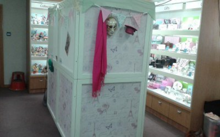 Canny Camera Photo Booth - Photo 4