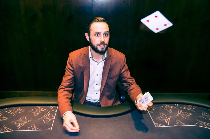 The Magicman Warren McCartney - Photo 4