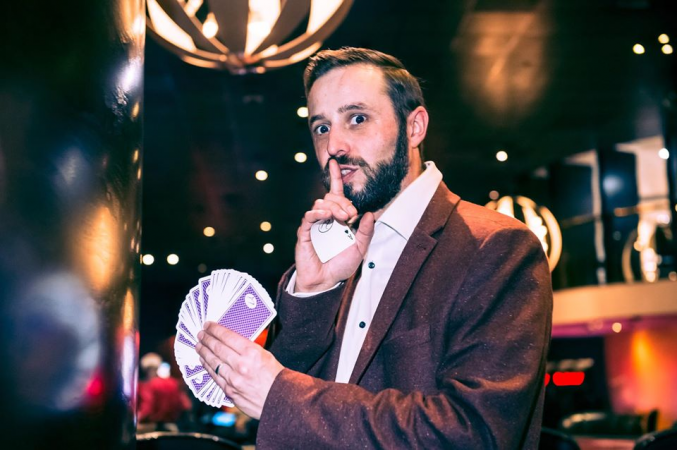 The Magicman Warren McCartney - Photo 5