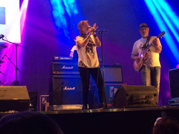 Jasmine and Covervision - Photo 4