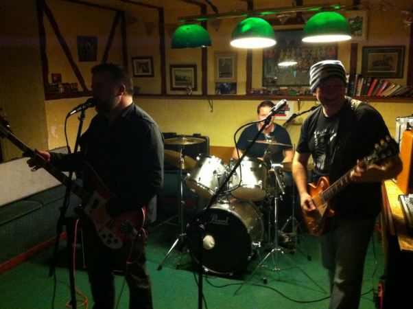 The MoonRocks - Photo 3