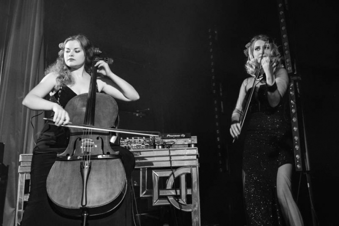 Jade Woodhouse - Professional Cellist - Photo 4