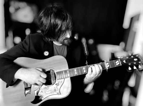 P.R. Dewhurst - Photo 2