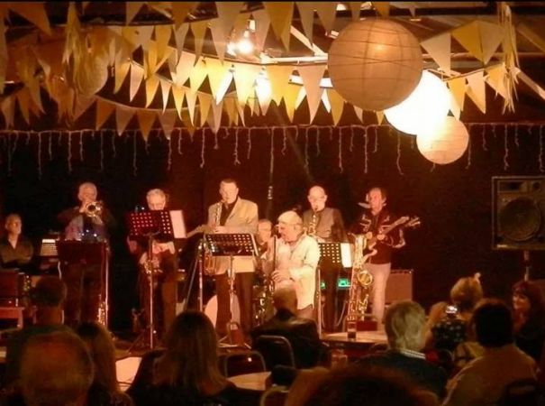 The All Night Workers - Photo 3