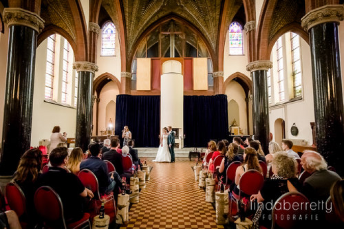 Lara Olivia Singing Pianist  - Photo 3