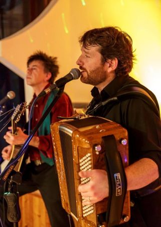 Charlie Abel and Iron Broo Ceilidh Band - Photo 3