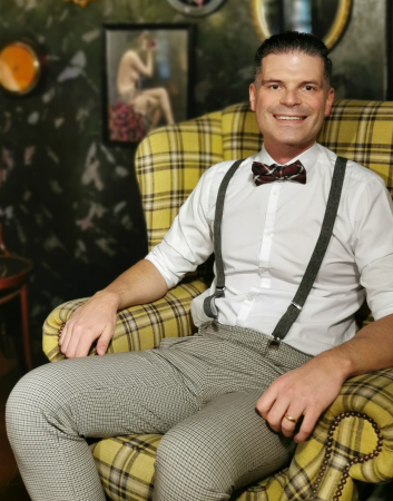 The Alchemists - Photo 9