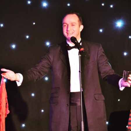 Simon Vertue - Photo 2